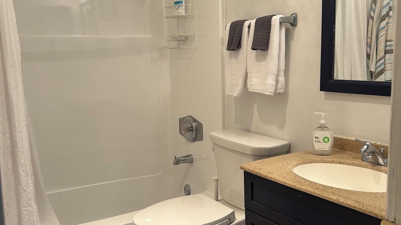 Photo of Bathroom in Grantville