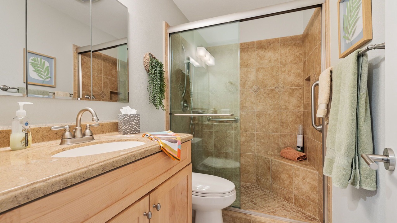 Photo of Bathroom in Canyon Corridor