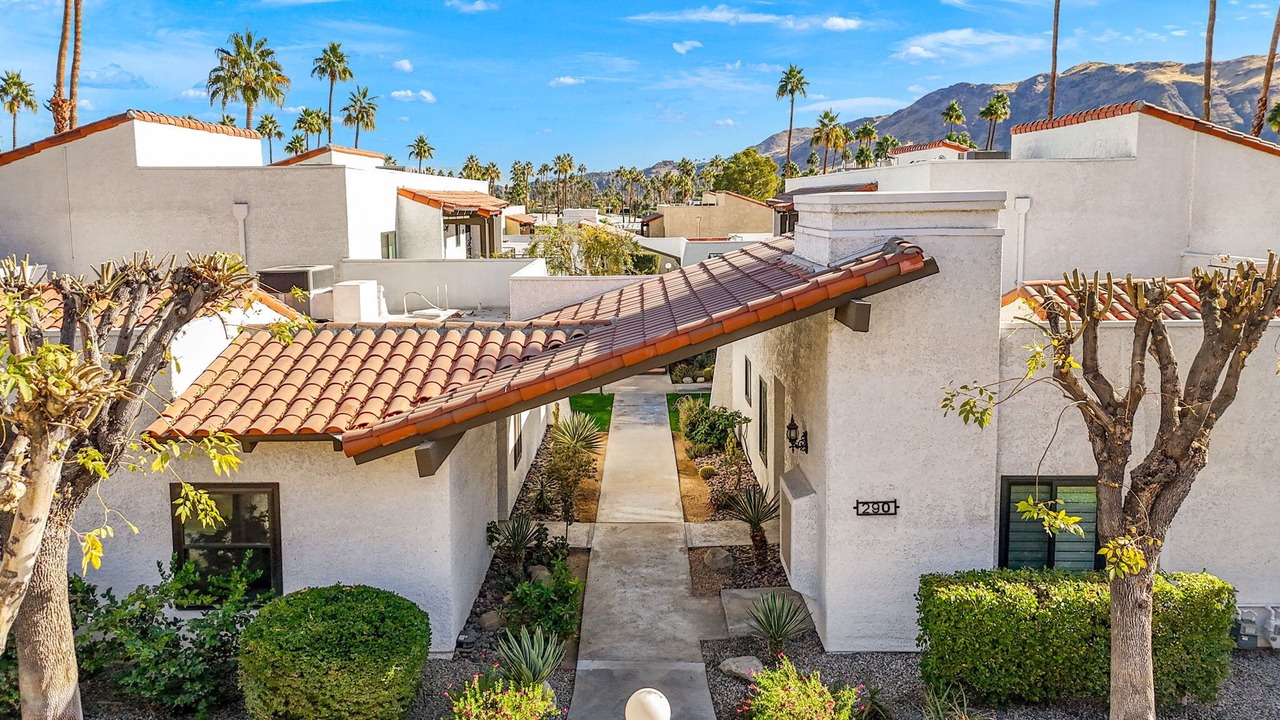 Photo of Outdoor in Canyon Corridor