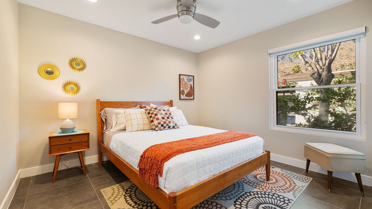 Photo of Bedroom in Canyon Corridor