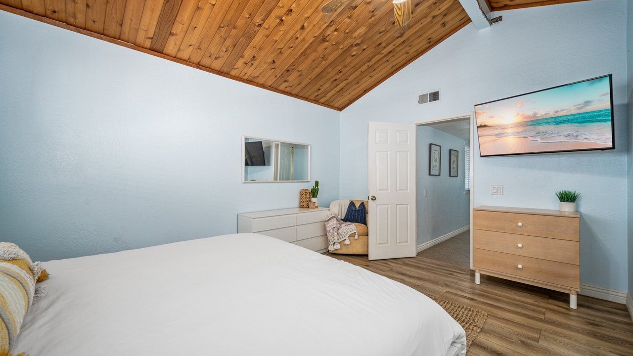 Photo of Bedroom in West Newport