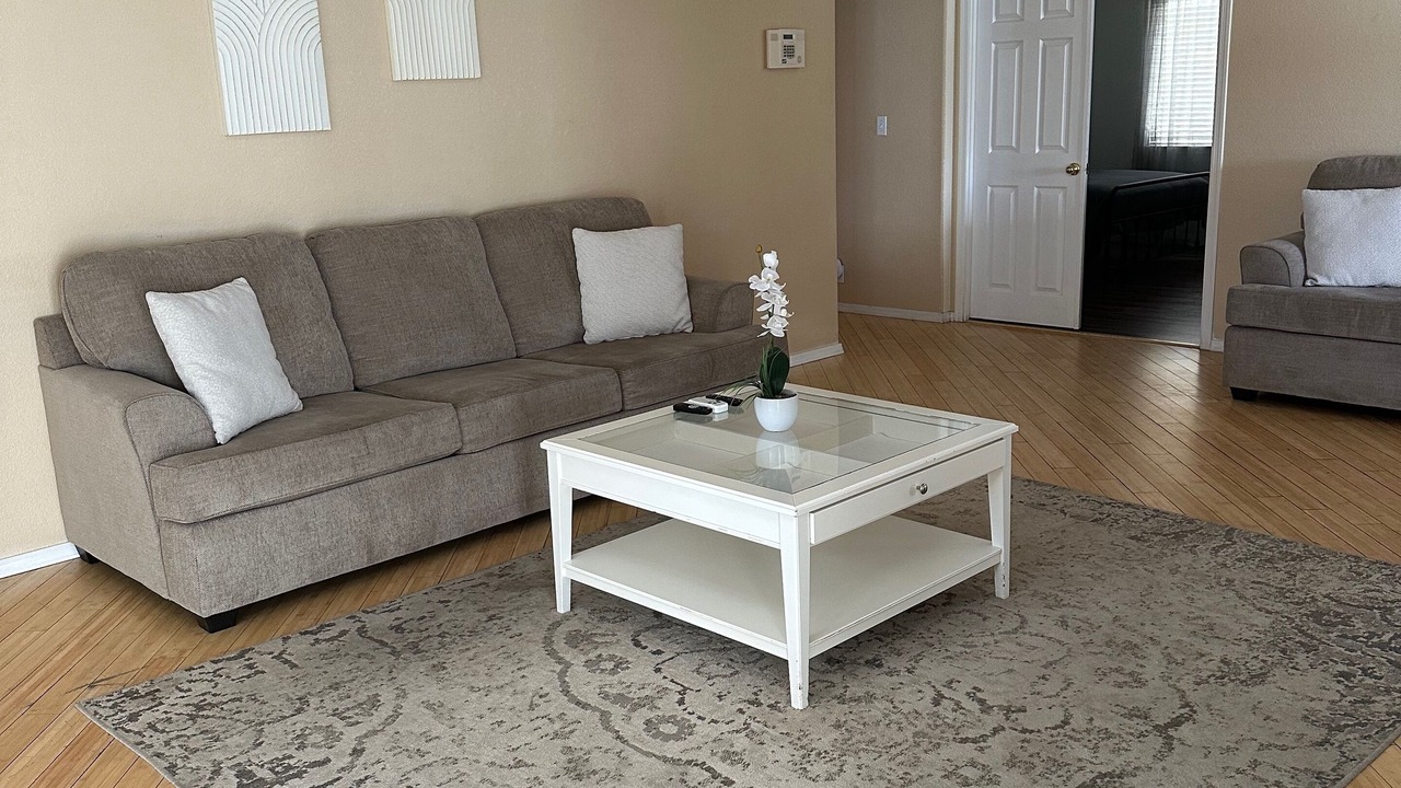 Photo of Livingroom in Sunrise Manor