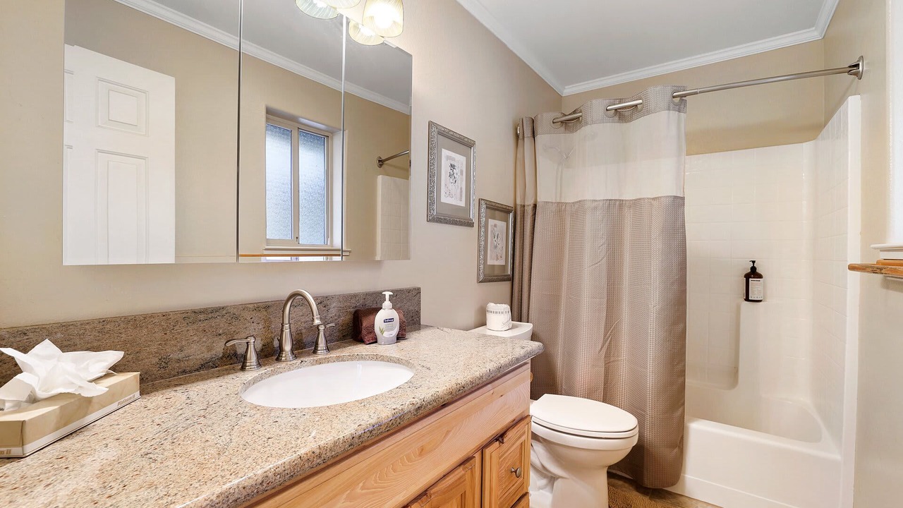 Photo of Bathroom in Christmas Valley