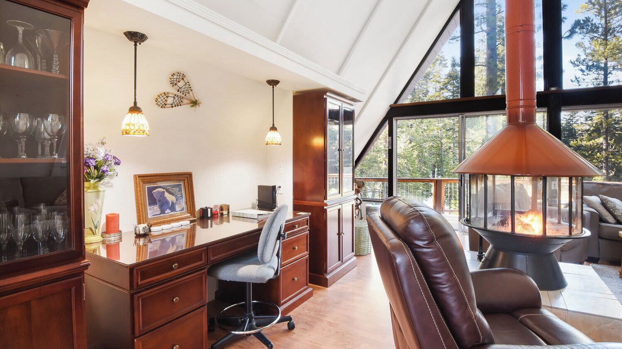 Photo of Livingroom in McKinney Estates