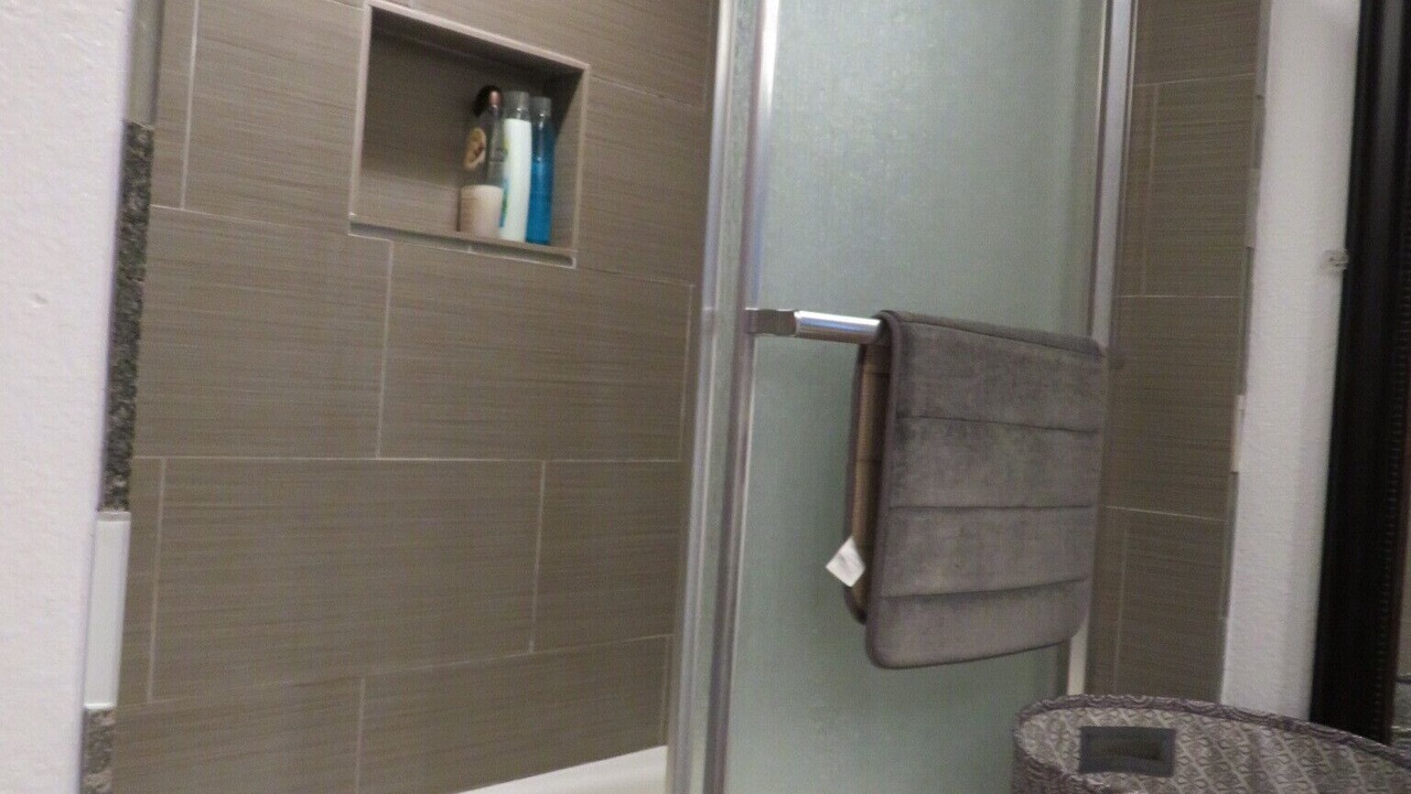 Photo of Bathroom in Mokuleia
