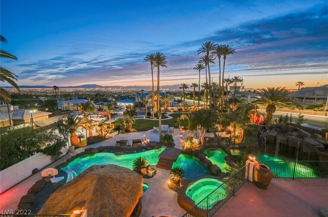 Photo of Outdoor in Sunrise Manor