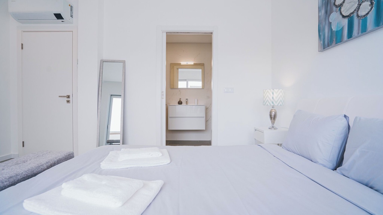 Photo of Bedroom in Atalaia