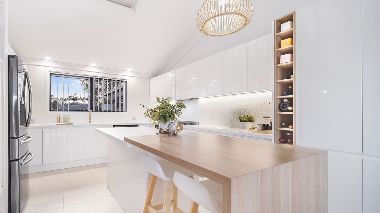 Photo of Kitchen in Mermaid Waters