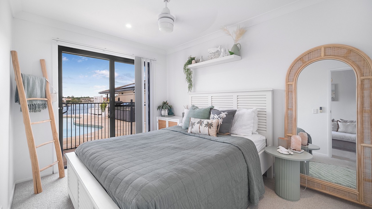 Photo of Bedroom in Mermaid Waters
