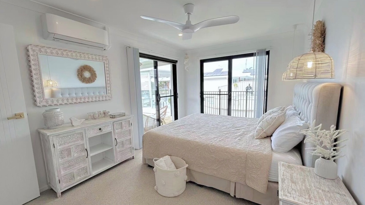 Photo of Bedroom in Mermaid Waters