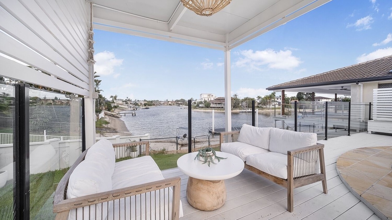 Photo of Patio Balcony in Mermaid Waters