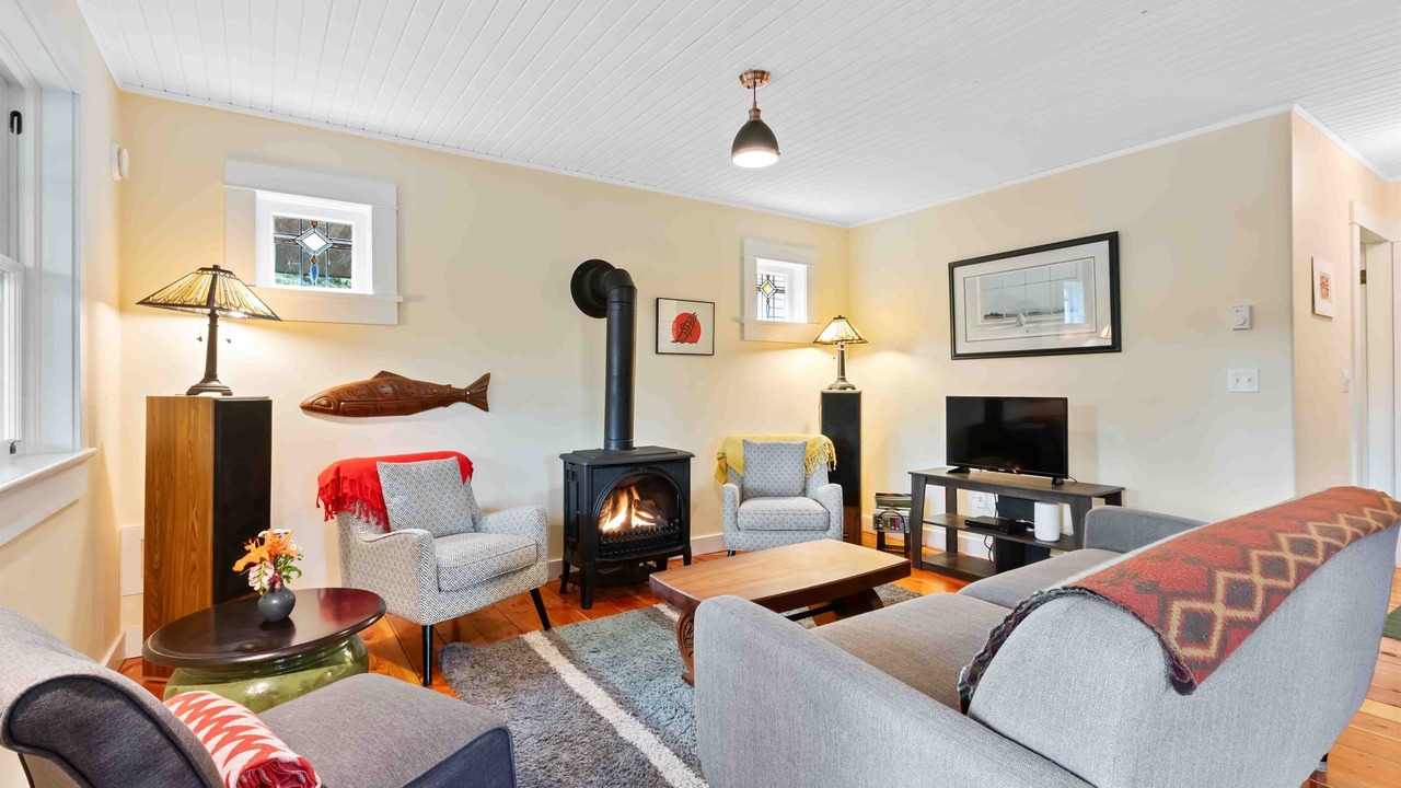 Photo of Bedroom in Ucluelet