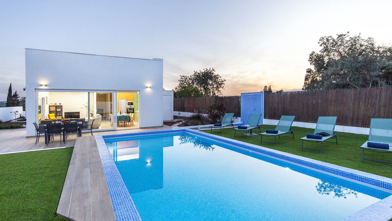 Photo of Outdoor in Estevais