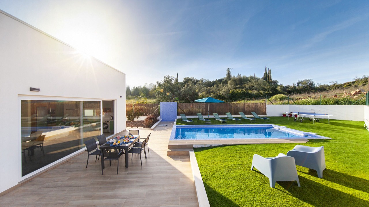 Photo of Outdoor in Estevais