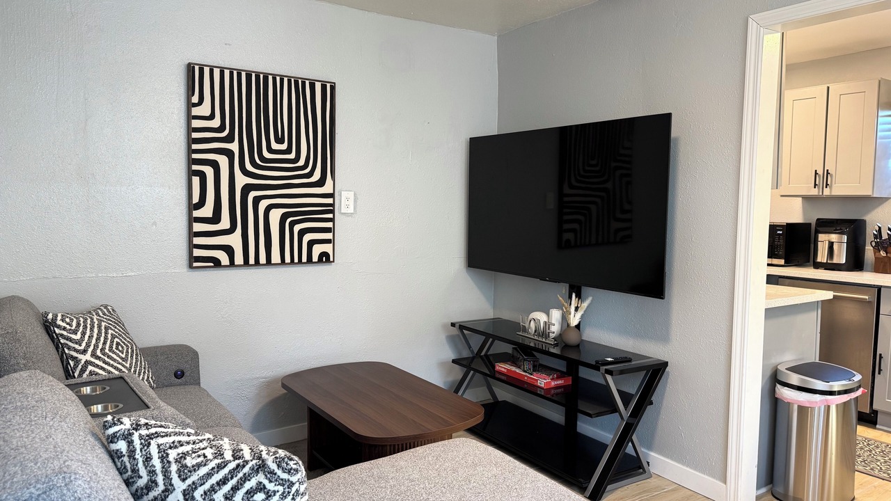 Photo of Livingroom in Hanford