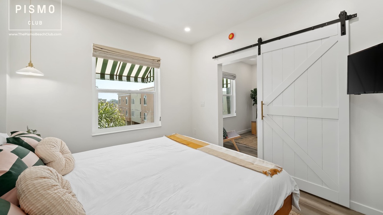Photo of Bedroom in Downtown