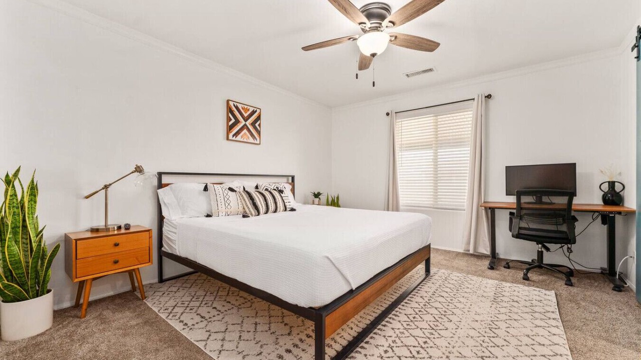 Photo of Bedroom in Twentynine Palms