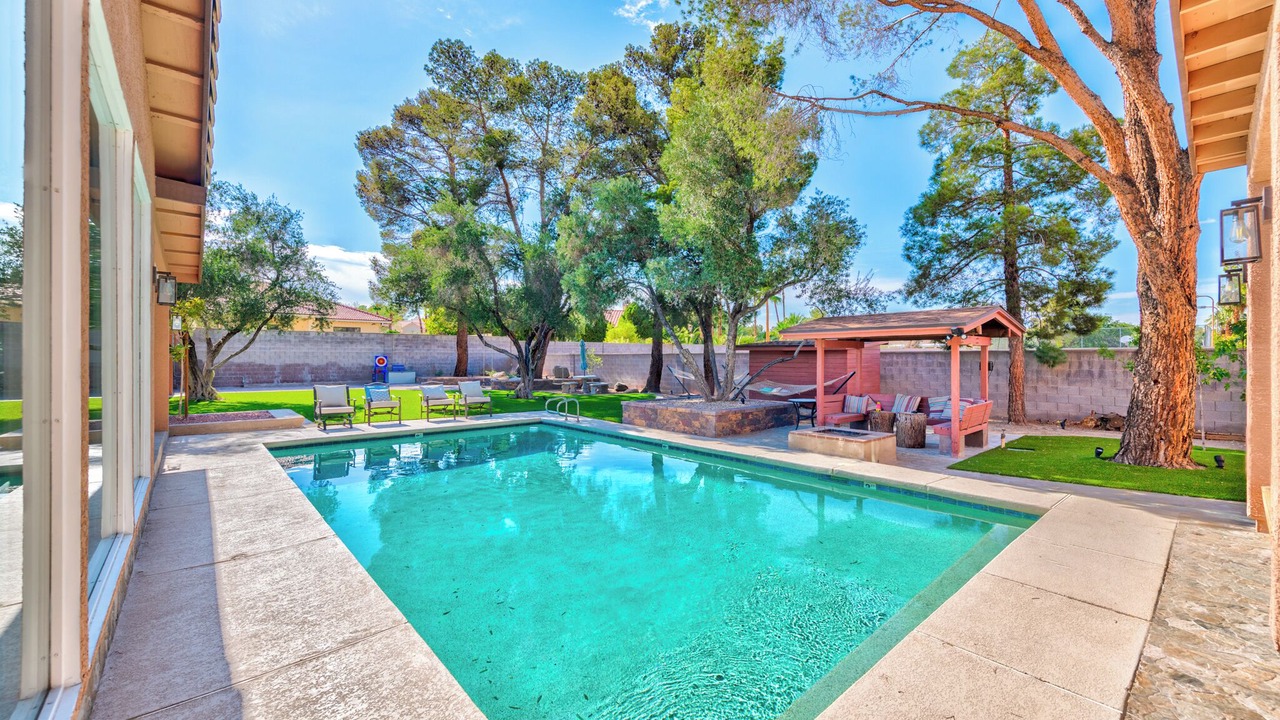 Photo of Outdoor in Spring Valley