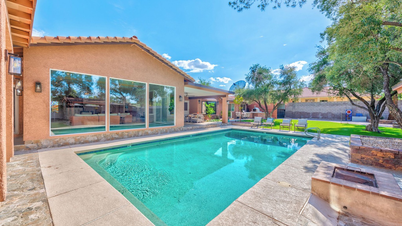Photo of Outdoor in Spring Valley