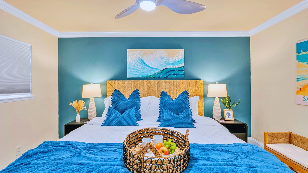 Photo of Bedroom in Allied Gardens