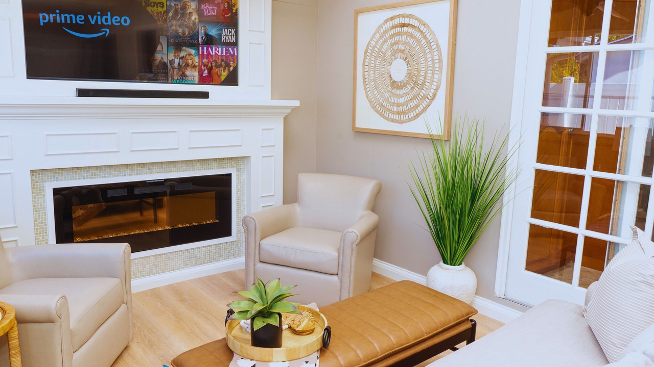 Photo of Livingroom in Allied Gardens