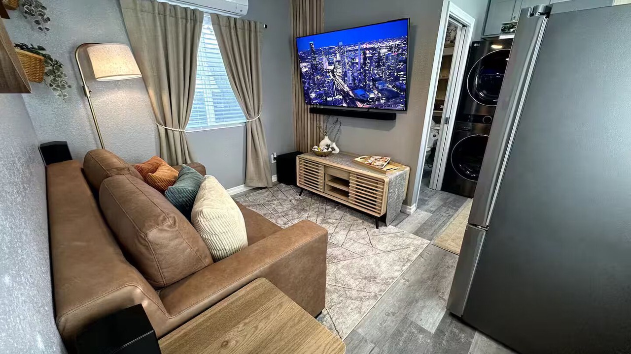 Photo of Livingroom in Lake Murray