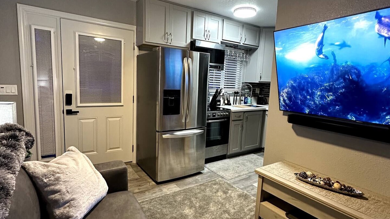 Photo of Livingroom in Lake Murray