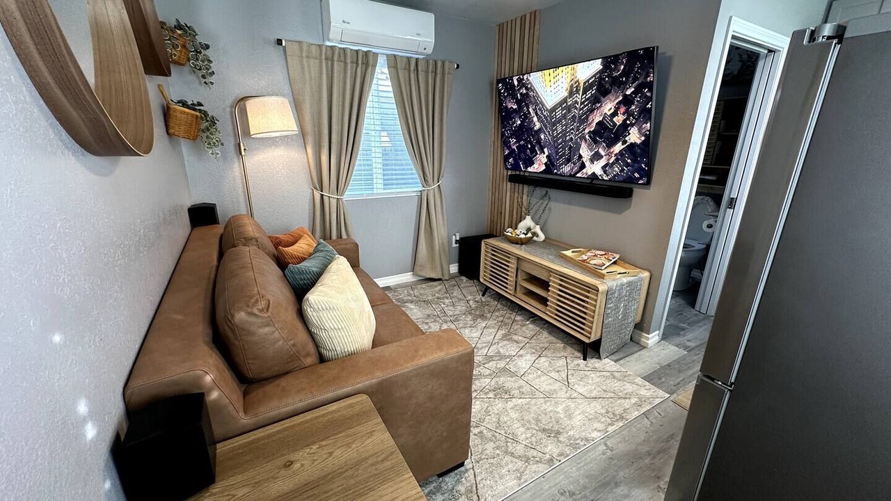 Photo of Livingroom in Lake Murray