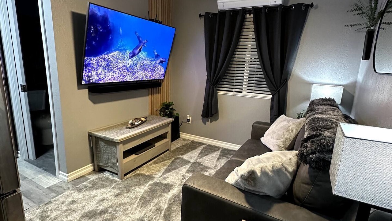 Photo of Livingroom in Lake Murray