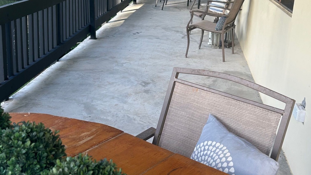 Photo of Patio Balcony in Qalito Island