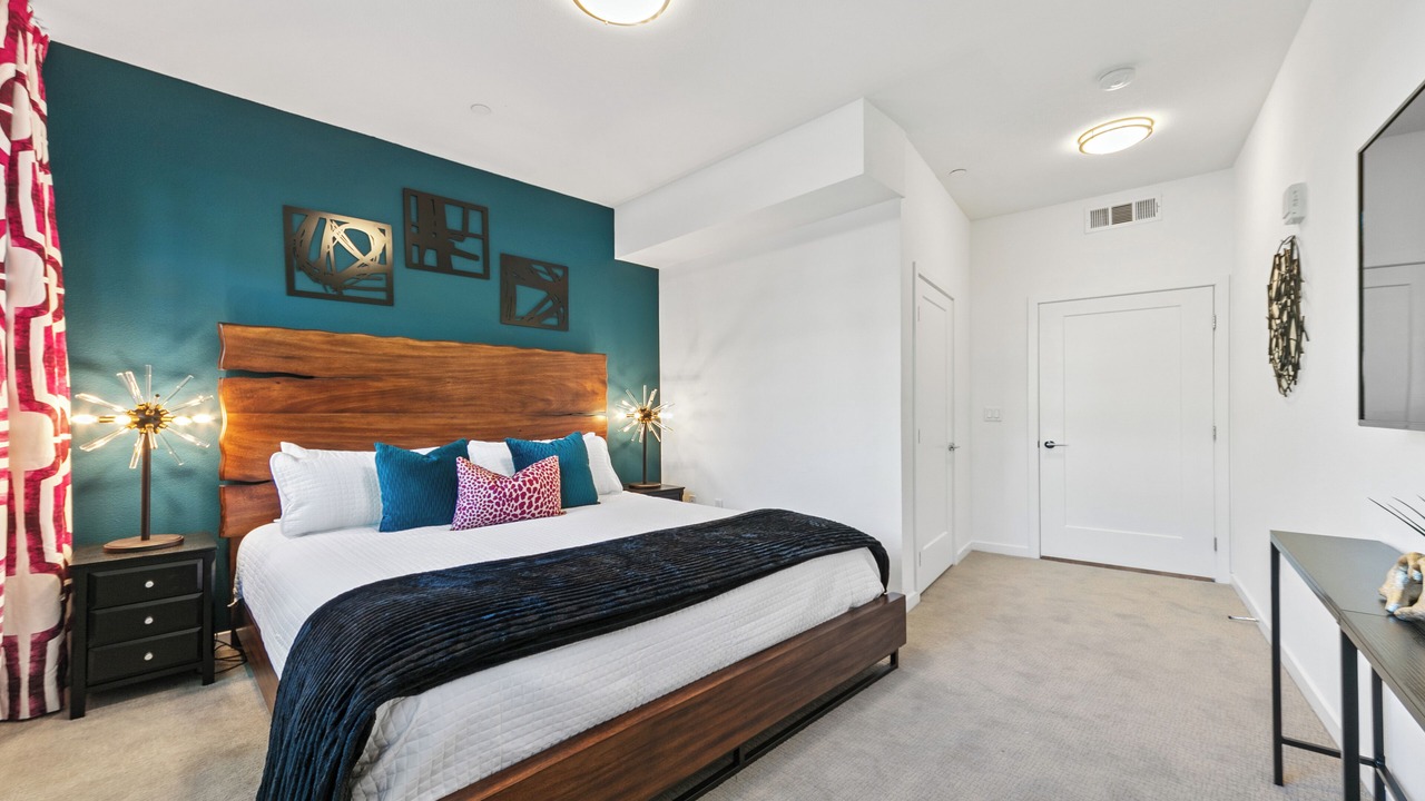 Photo of Bedroom in Carthay Circle