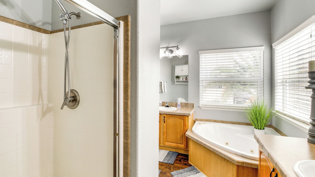 Photo of Bathroom in Needles