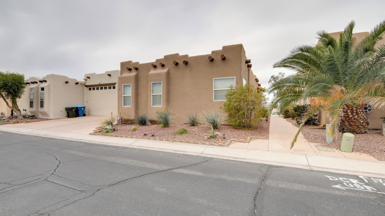 Photo of Outdoor in Needles