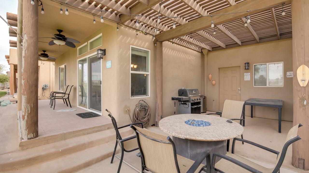 Photo of Outdoor in Needles