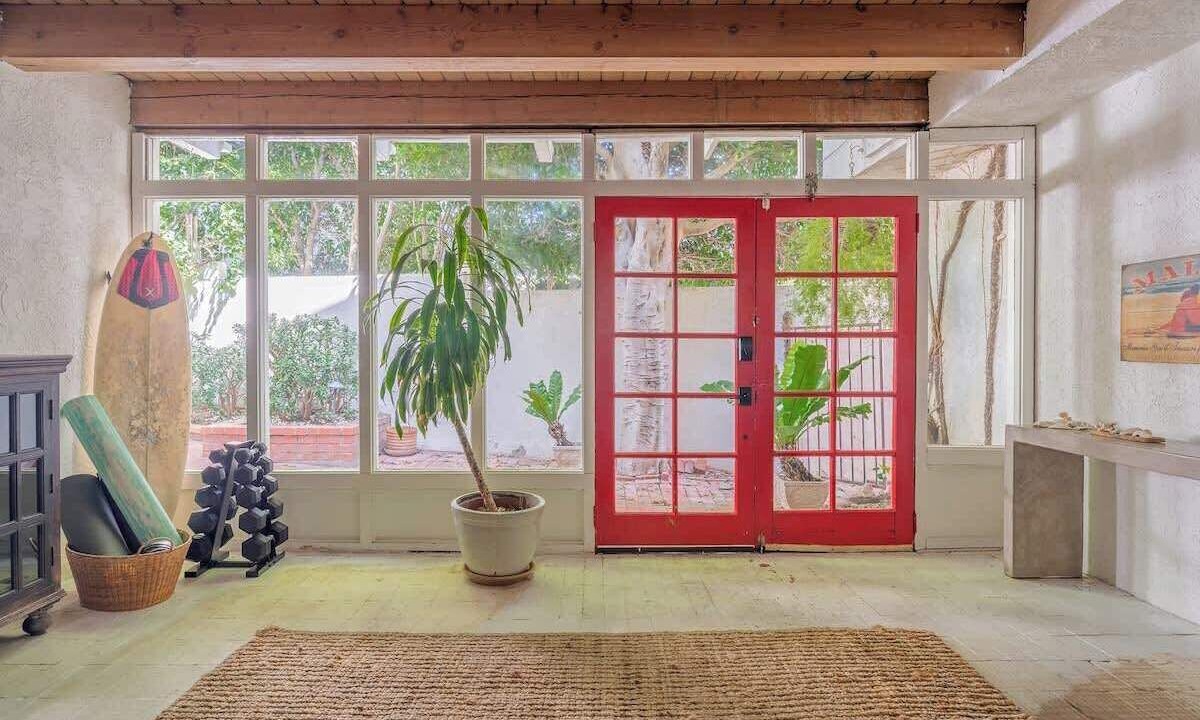 Photo of Others in Western Malibu