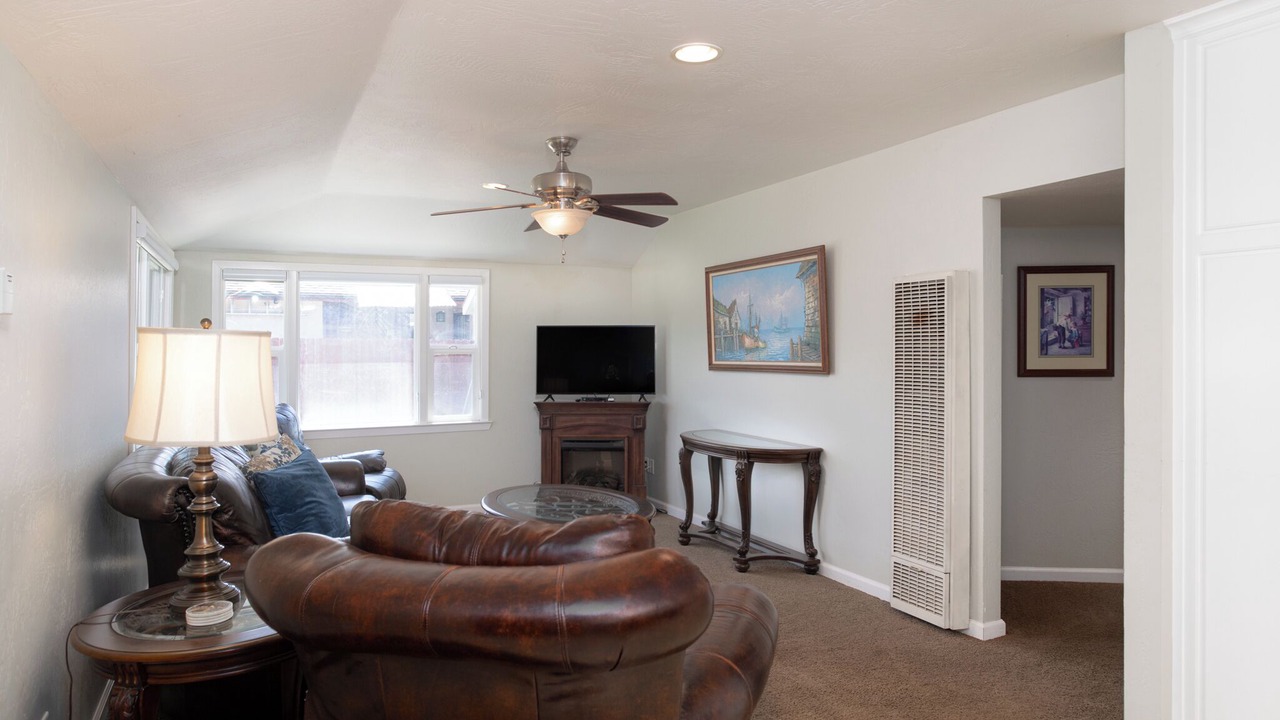 Photo of Livingroom in Oceano
