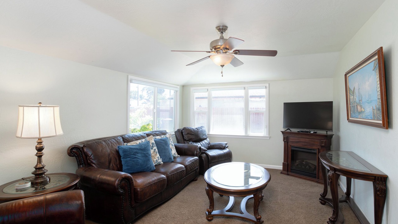 Photo of Livingroom in Oceano