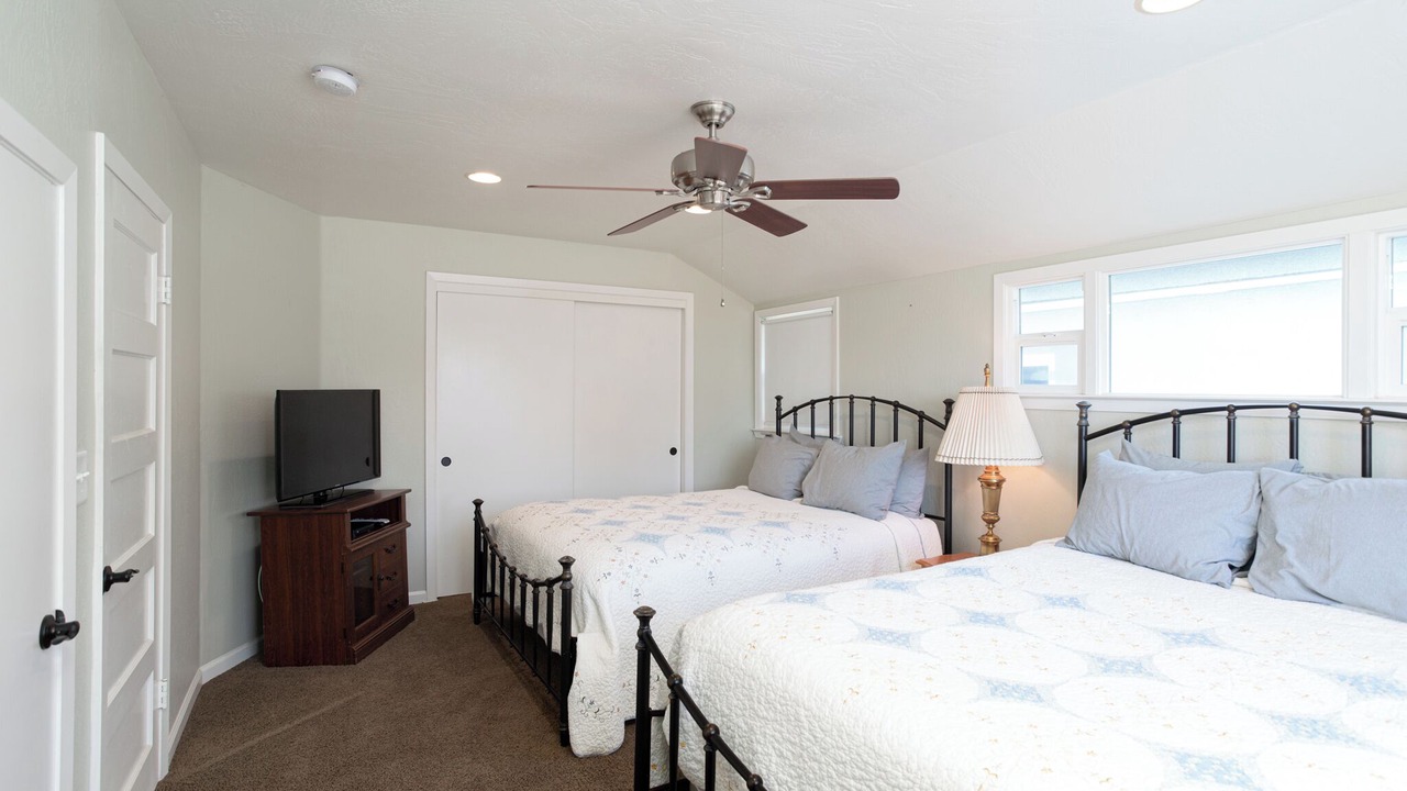 Photo of Bedroom in Oceano