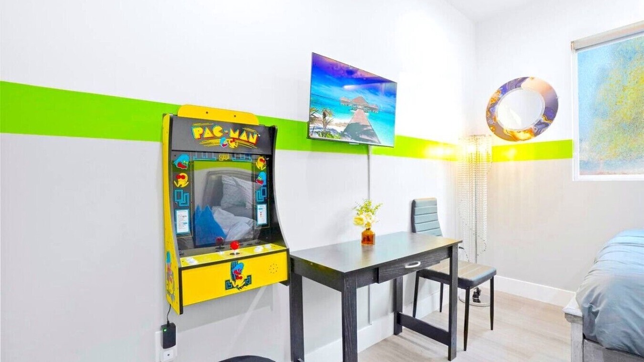 Photo of Bedroom in North Hollywood
