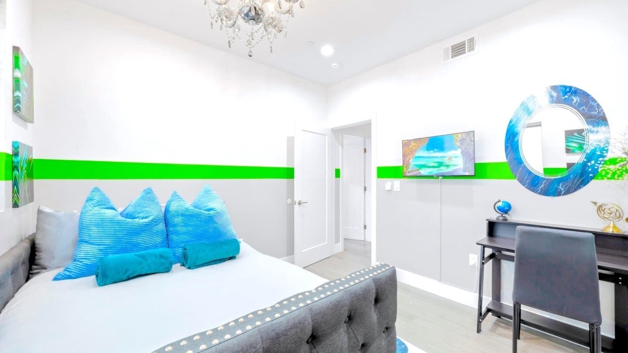 Photo of Bedroom in North Hollywood