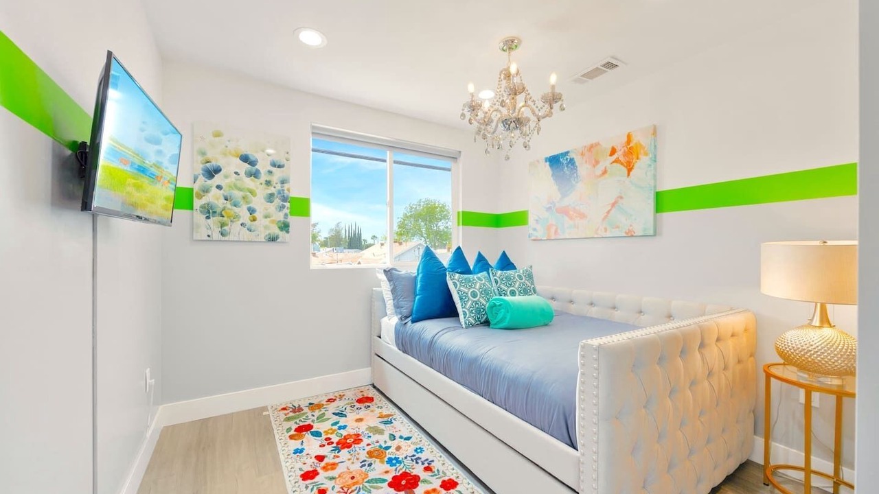 Photo of Bedroom in North Hollywood