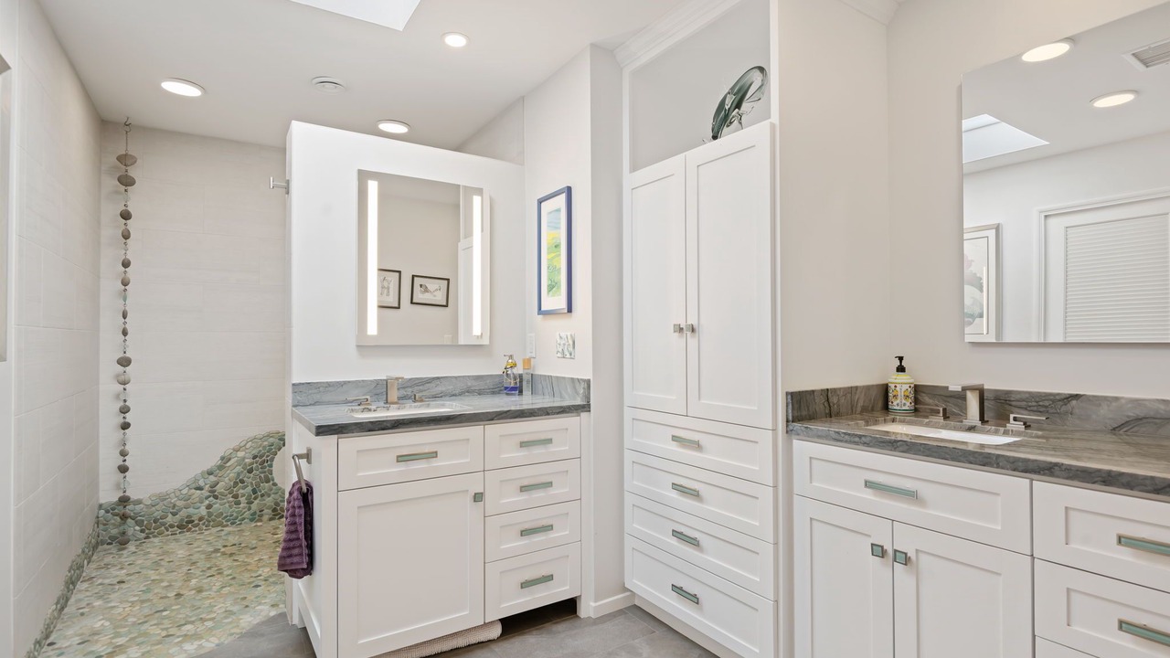 Photo of Bathroom in Carpinteria