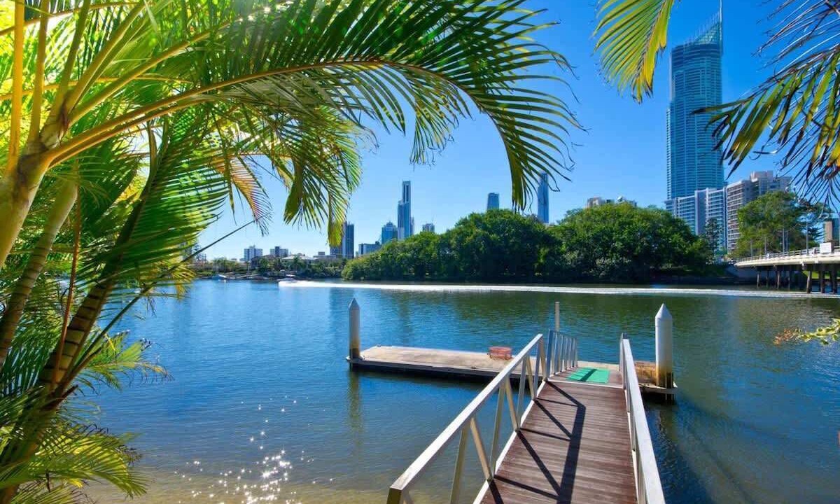 Photo of Others in Surfers Paradise