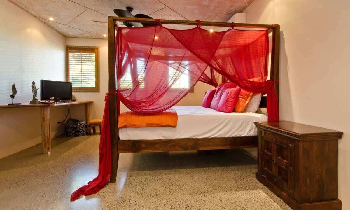 Photo of Bedroom in Surfers Paradise