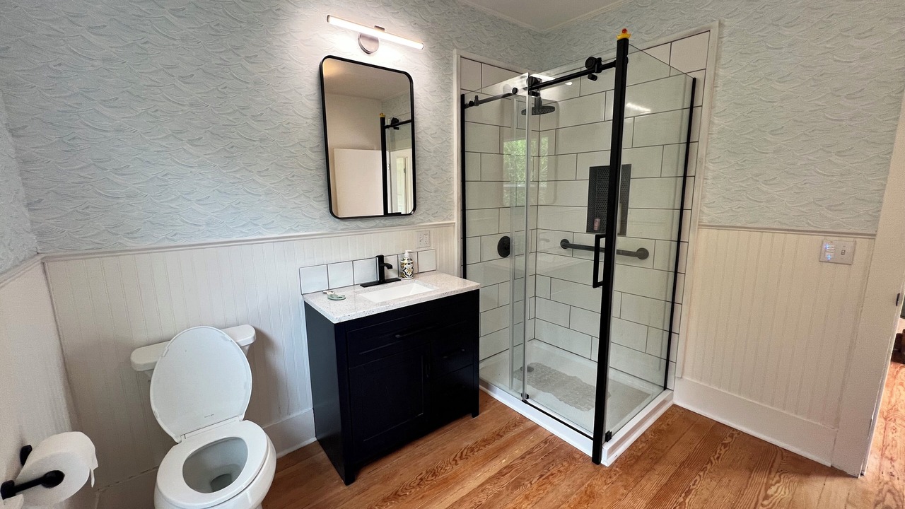 Photo of Bathroom in Albion