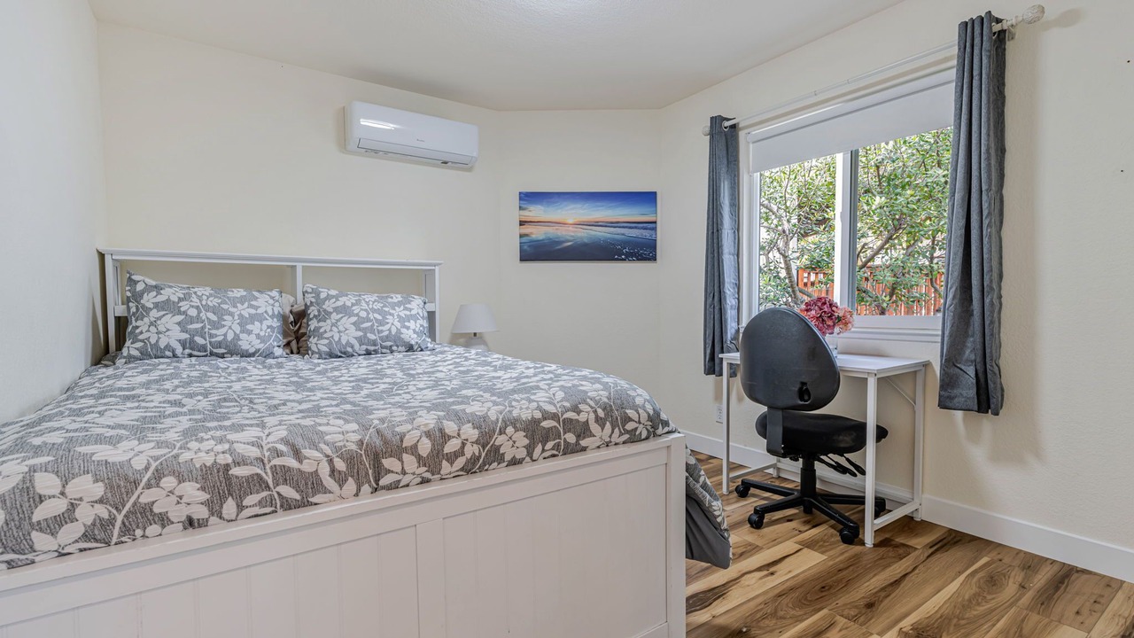 Photo of Bedroom in El Granada
