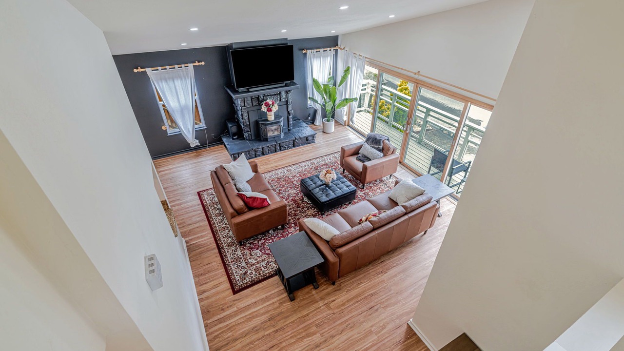 Photo of Livingroom in El Granada