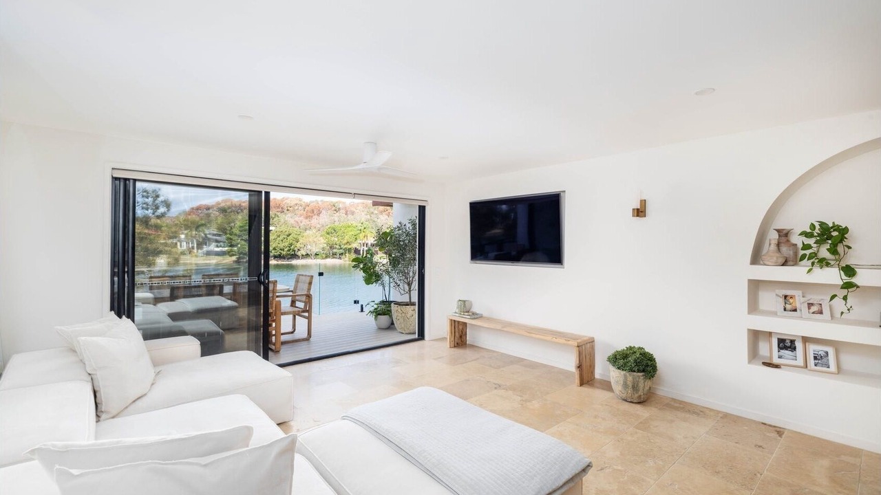 Photo of Livingroom in Burleigh Waters
