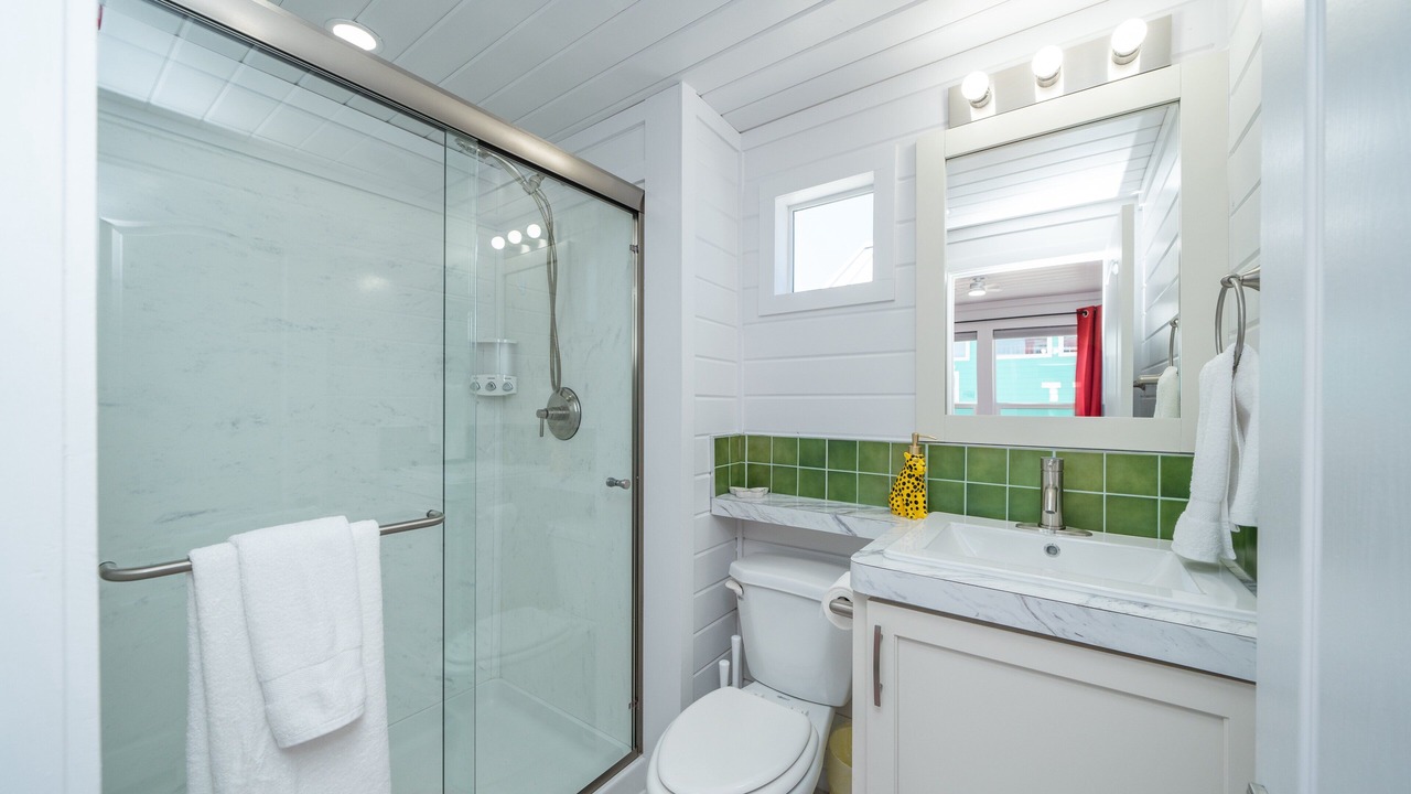 Photo of Bathroom in Parker Strip