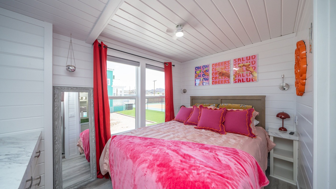 Photo of Bedroom in Parker Strip